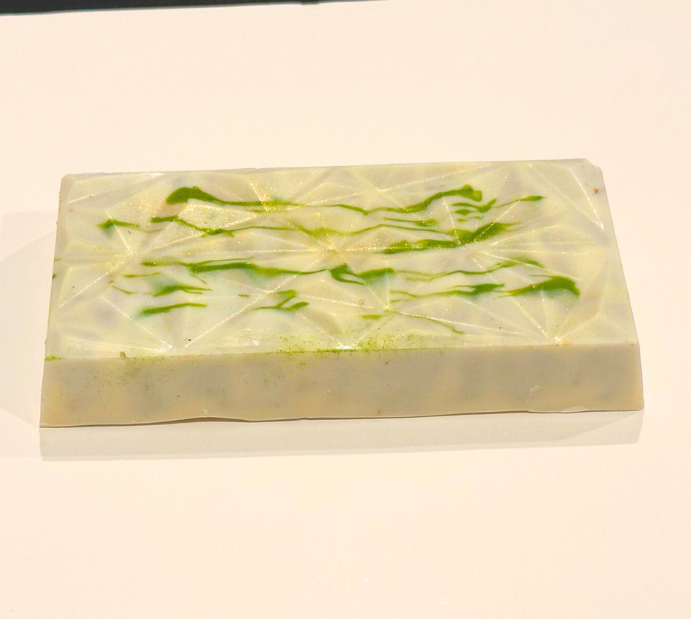 Pistachio Kunafa Bar